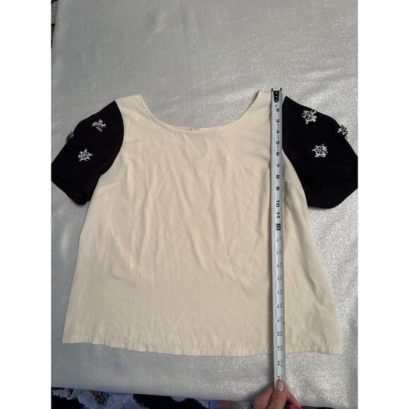 Lauren Conrad Women's Large Blouse Shirt Cream Black Sequin Flowers - Picture 2 of 7